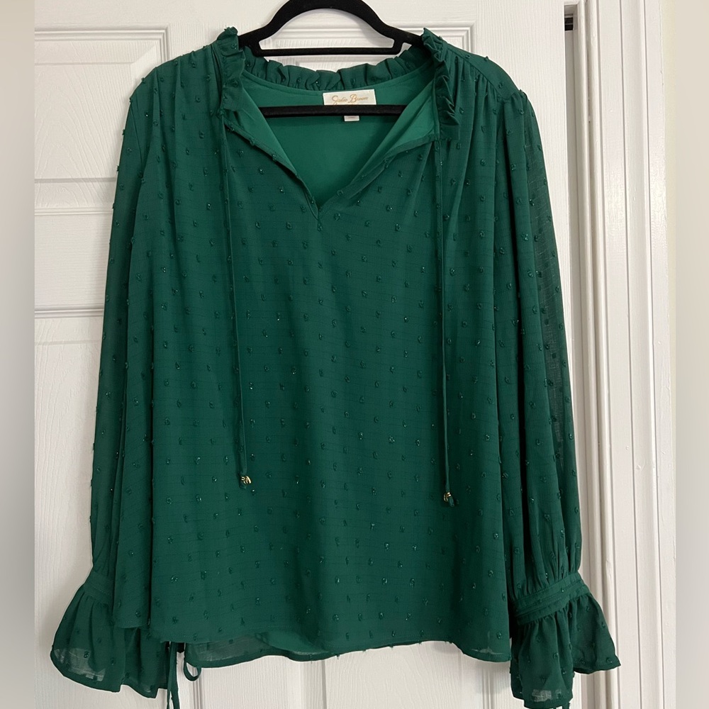 Julie Brown NYC blouse. Emerald green. Sz XL. Never worn
